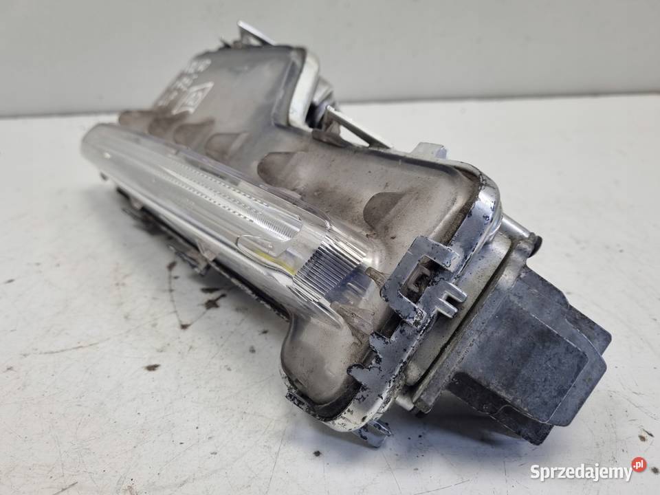 Volvo S60 II V60 LIFT PRZEDNI HALOGEN LEWY PRZÓD osobowe Janów