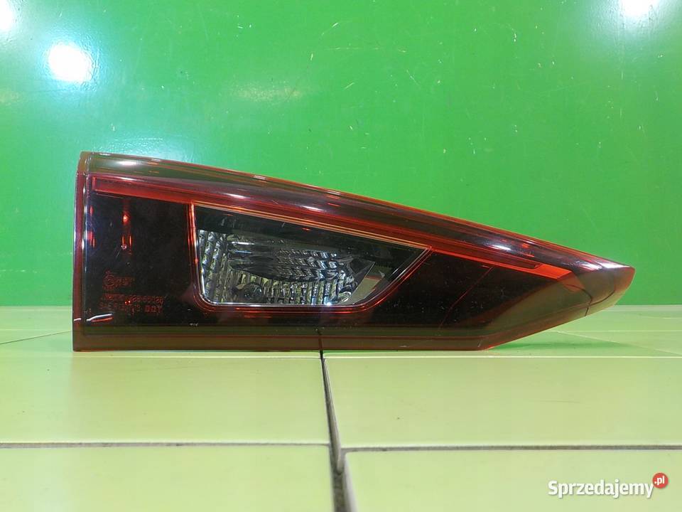 MAZDA 3 BM III 22 D 15r SEDAN 4D lampa lewa tyl Suków