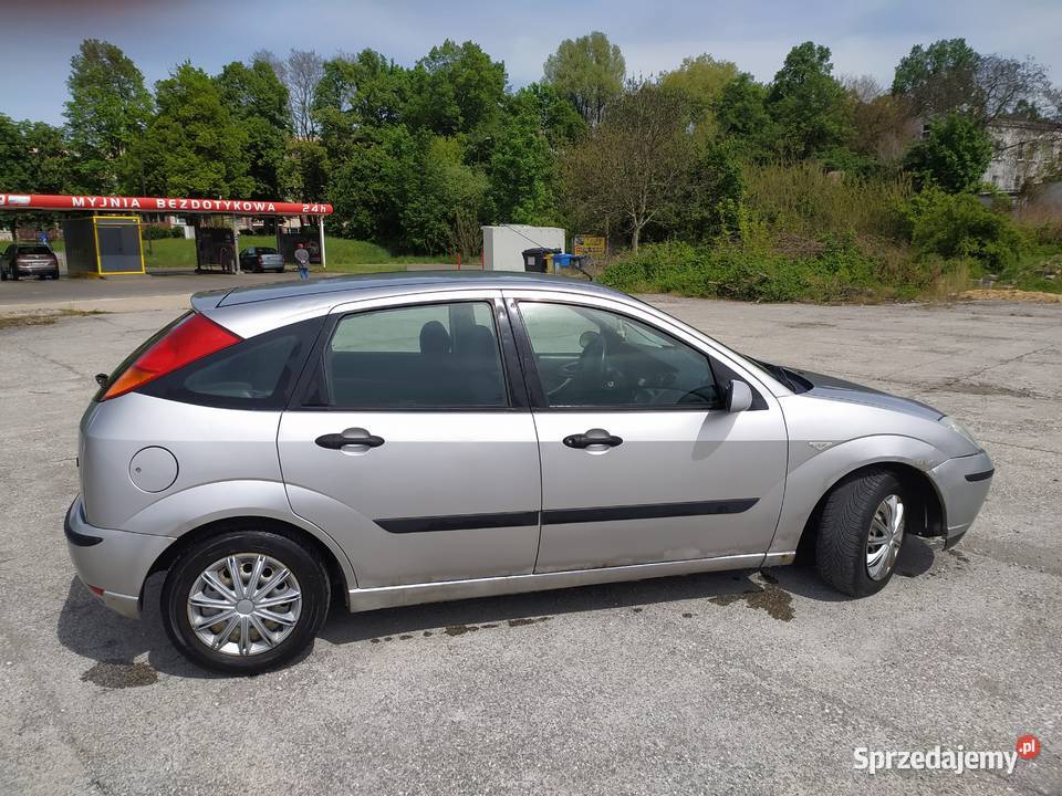 Ford Focus 16 benzyna śląskie Częstochowa sprzedam