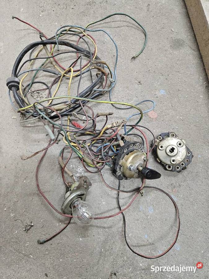 Instalacją elektryczna stacyjka oprawka Mz 250 wielkopolskie Kłodawa sprzedam