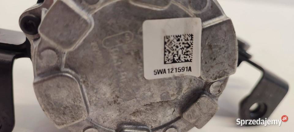CUPRA FORMENTOR POMPKA WODY 04L965567 5WA121591A osobowe sprzedam