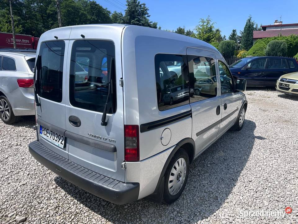 Opel Combo 17 DTI 75 Zadbany Klimatyzacja wielofunkcyjna kierownica Ładna sprzedam
