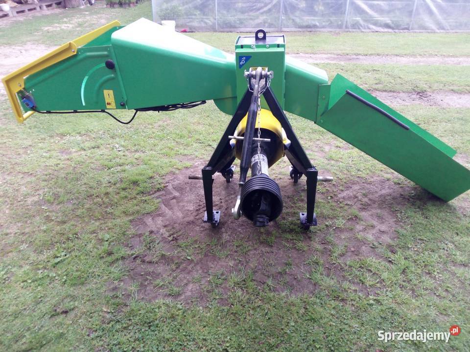 Mam do sprzedania rębak ciągnikowy walcowy XR Sandomierz sprzedam