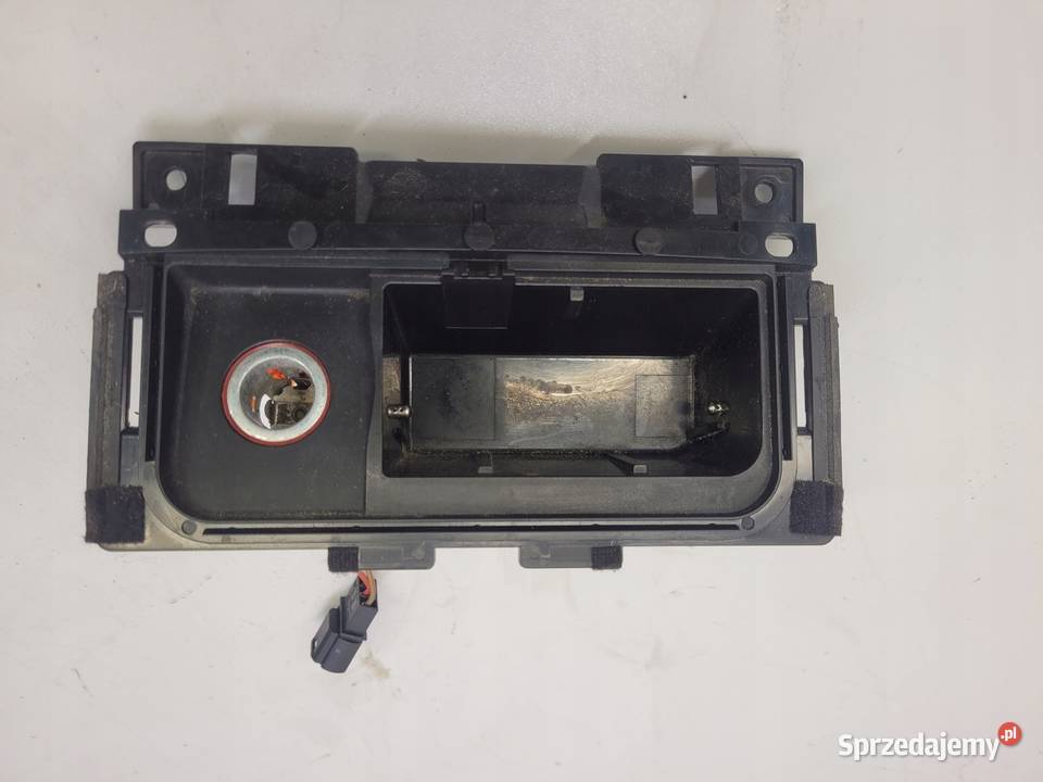 POPIELNICZKA PRZÓD AUDI A6 C7 4G0857951A Przystajń