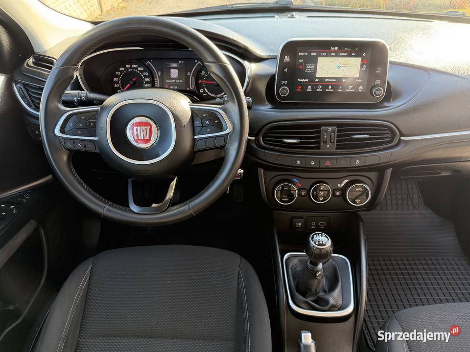 Fiat Tipo 2018 14 turbo benzyna benzyna Ostrowiec Świętokrzyski