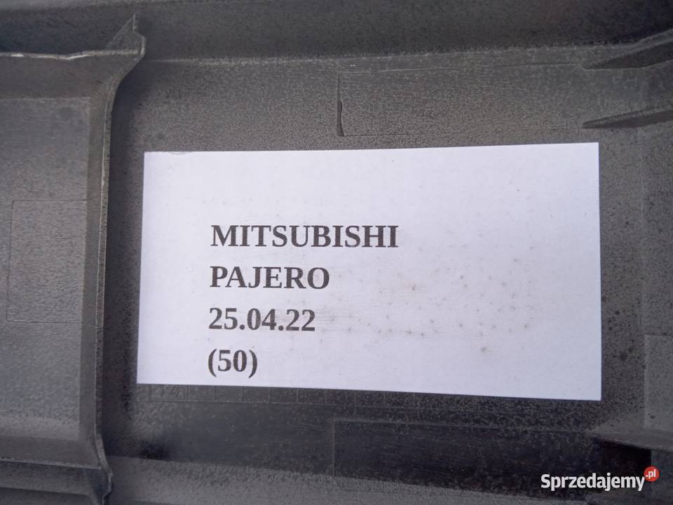 OSŁONA ZAŚLEPKA LISTWA MITSUBISHI PAJERO SPORT Nowy Tomyśl