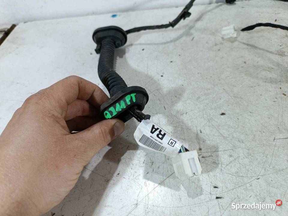 INSTALACJA DRZWI PRAWY TYŁ NISSAN QASHQAI J11 osobowe
