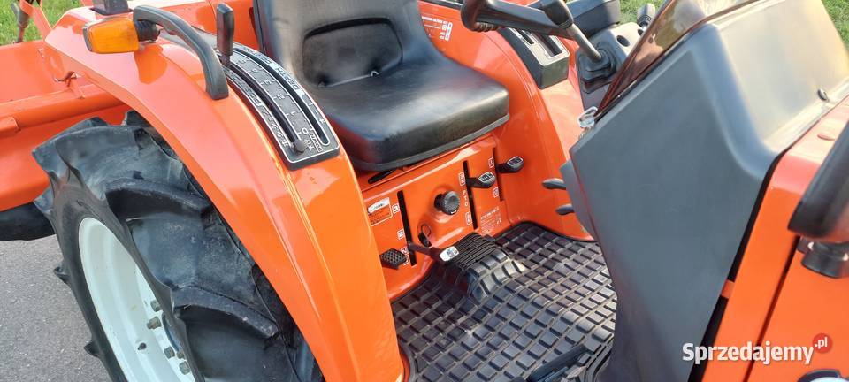 Traktorek Kubota GT3 z glebogryzarką piękny stan Augustów