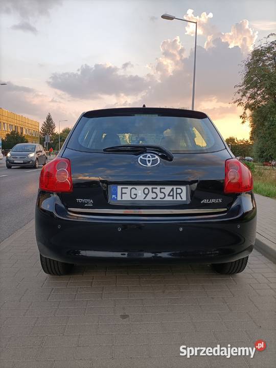 TOYOTA AURIS 14 benzyna 2008 prywatne
