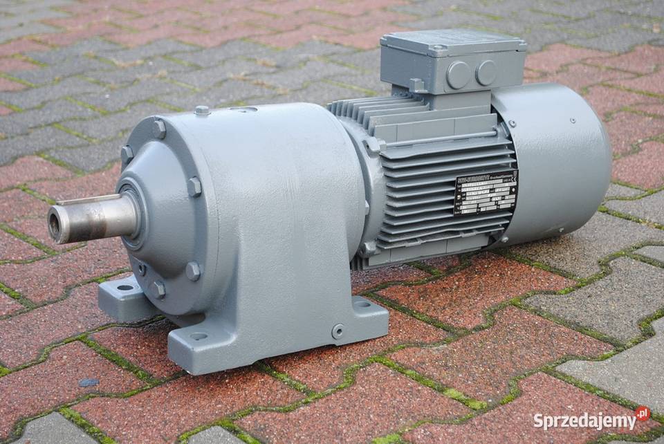 Motoreduktor dwubiegowy 0824kw 2577obr z lubuskie Kargowa