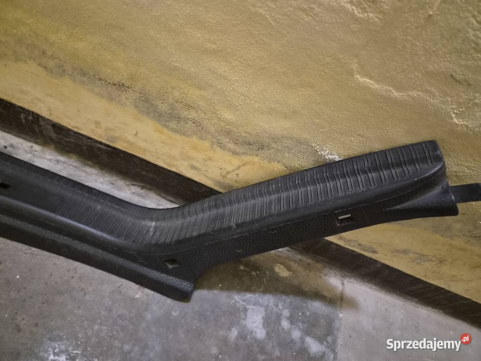 Osłona pasa bagażnika Mercedes W140 1406940825 osobowe Wrocław