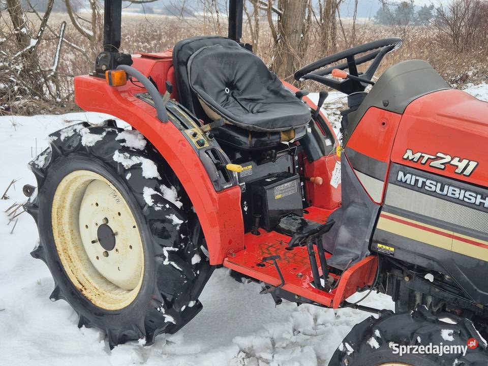 Traktorek MITSUBISHI MT241D 24 44 Wspomaganie Małuszyn sprzedam