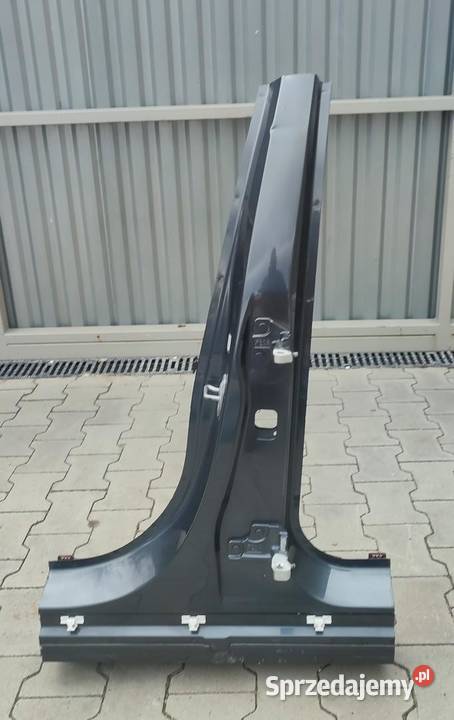 MERCEDES W205 SŁUPEK LEWY 755 dolnośląskie