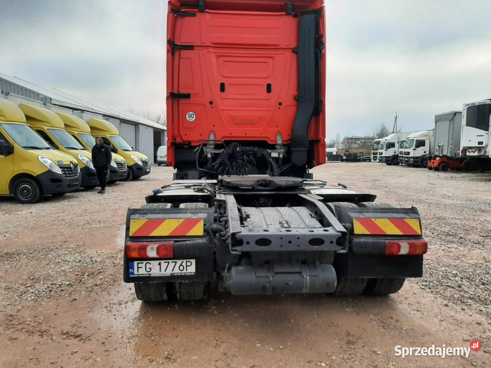 Mercedes Actros Komorniki