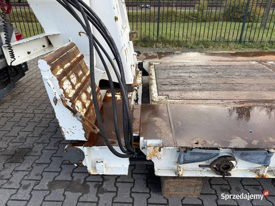 Naczepa Tiefbett 3 osiowa do przewozu maszyn Warszawa