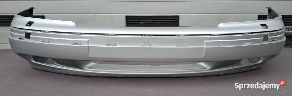 Volvo V40 S40 9600 zderzak przedni 800920 kolor Zderzaki