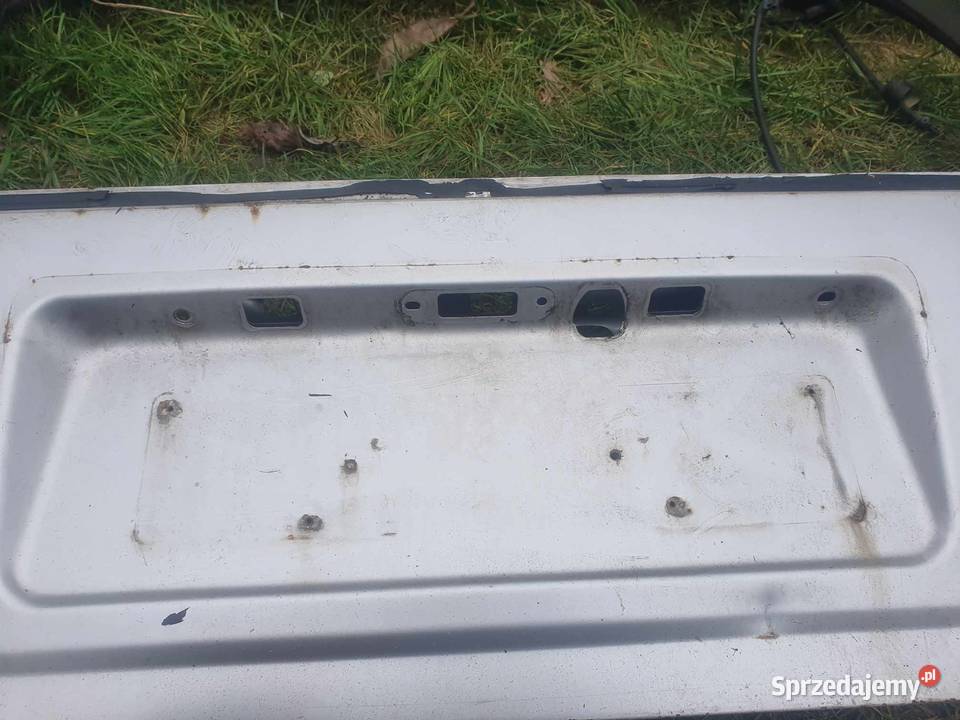 Klapa bagażnika Volvo 850 kombi 13011 bez szyby Kraków