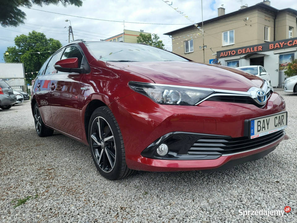 Toyota Auris 18 Hybrid 136 Bogata Wersja S ASO gniazdo USB Auris Pabianice