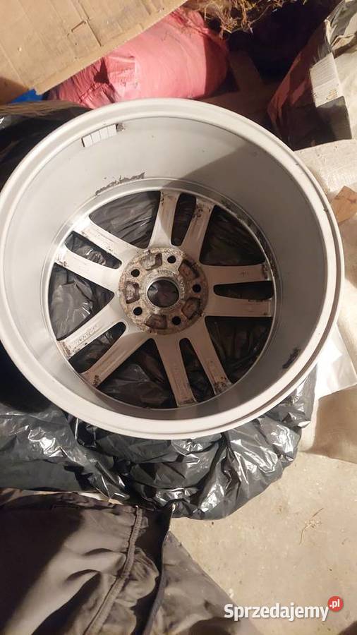 Alufelga VW 5G0601025AP 17 75J ET 49 5x112 Samochodowe Człuchów