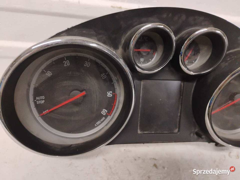 LICZNIK OPEL ASTRA IV 600775881 osobowe