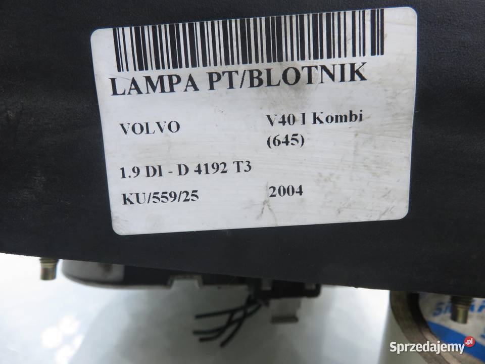 LAMPA PRAWA TYLNA VOLVO V40 I Kombi
