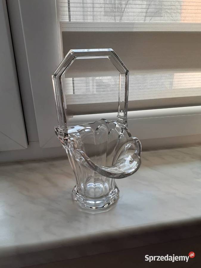 Szklany koszyczek