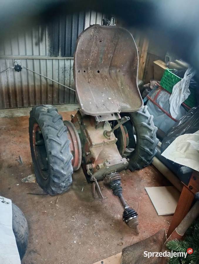 Skrzynia ursus 308 nieuszkodzony Puck