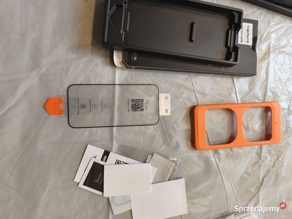 Szkło hartowane z aplikatorem do iPhone 16 Pro Palędzie