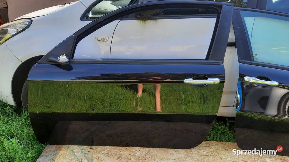 drzwi prawe lewe Alfa Romeo 147 3d lak 601 BB osobowe Dębno sprzedam