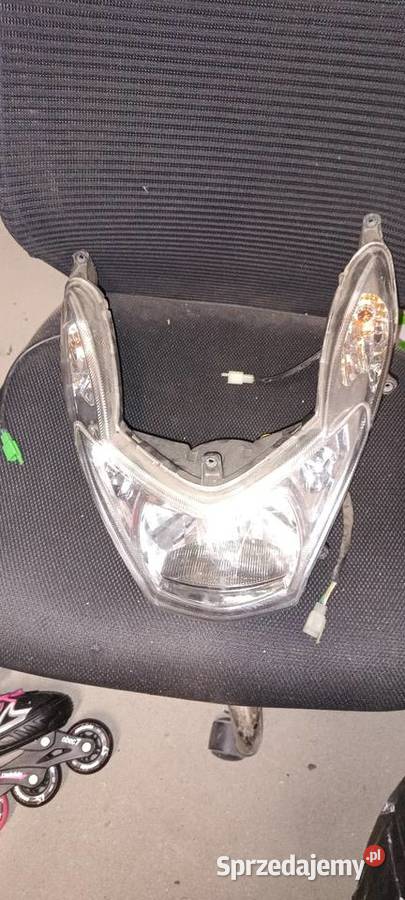 Skuter Peugeot lampa
