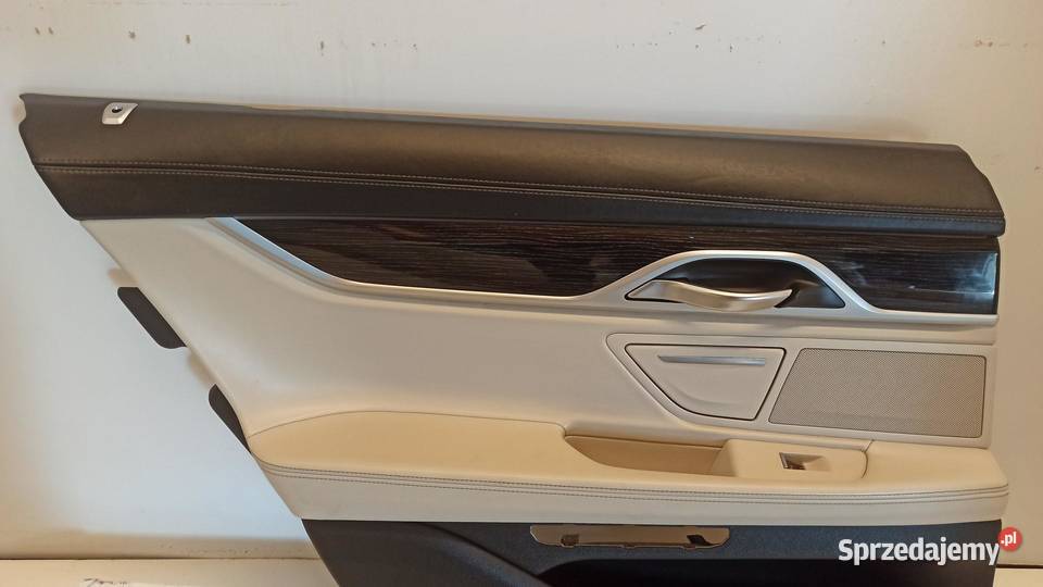 BMW 7 G11 BOCZEK DRZWI LEWY TYŁ