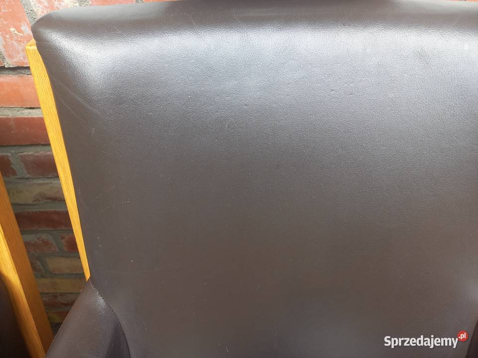 Fotele drewniane ze skórzaną tapicerką 4 Fotel Fotele Gawroniec