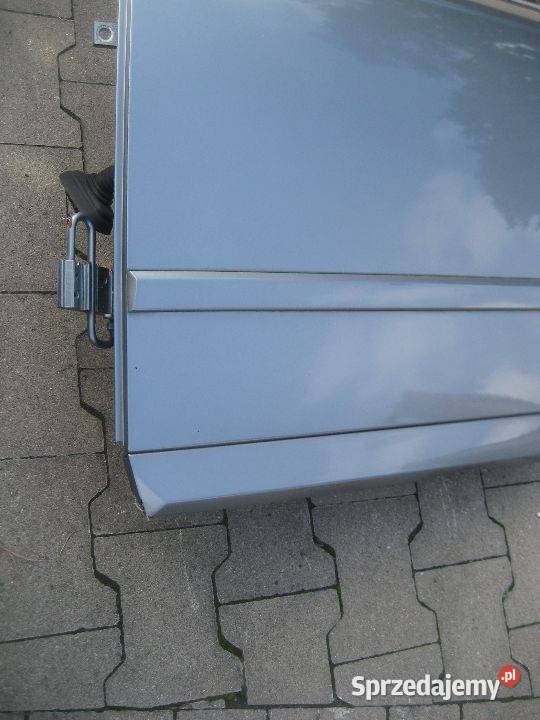 audi a4 b7 kombii drzwi tył lewe kod lakieru Rakoniewice