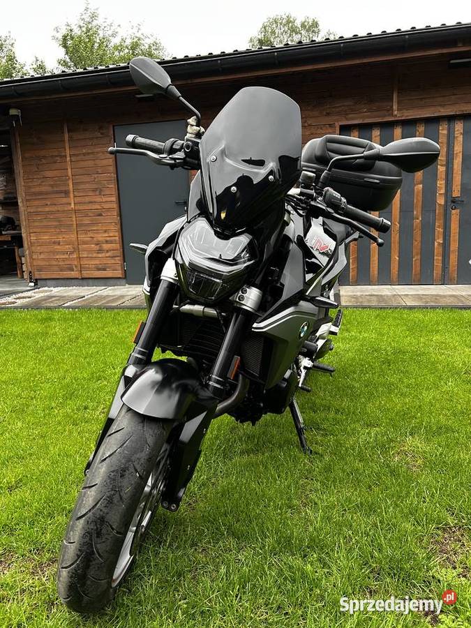 BMW F900R 2021 r niski przebieg gotowy do sezonu Tłuszcz