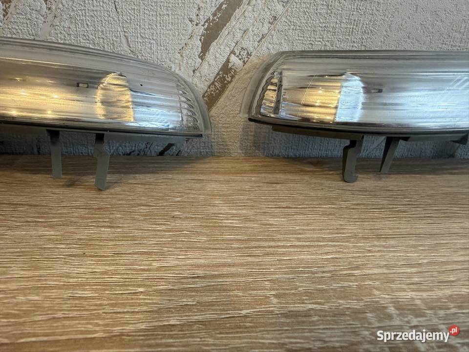 Kierunkowskazy golf 5 osobowe