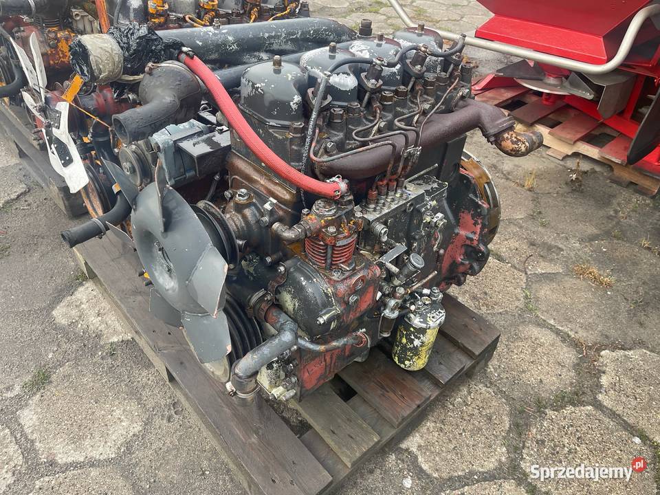 Silnik 4 cylindrowy URSUS ZETOR Duży Wybór Części zamienne Gniezno