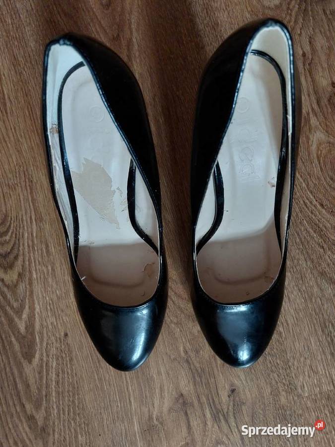 Czarne buty ze srebrnymi szpilkami Czółenka świętokrzyskie Skarżysko-Kamienna