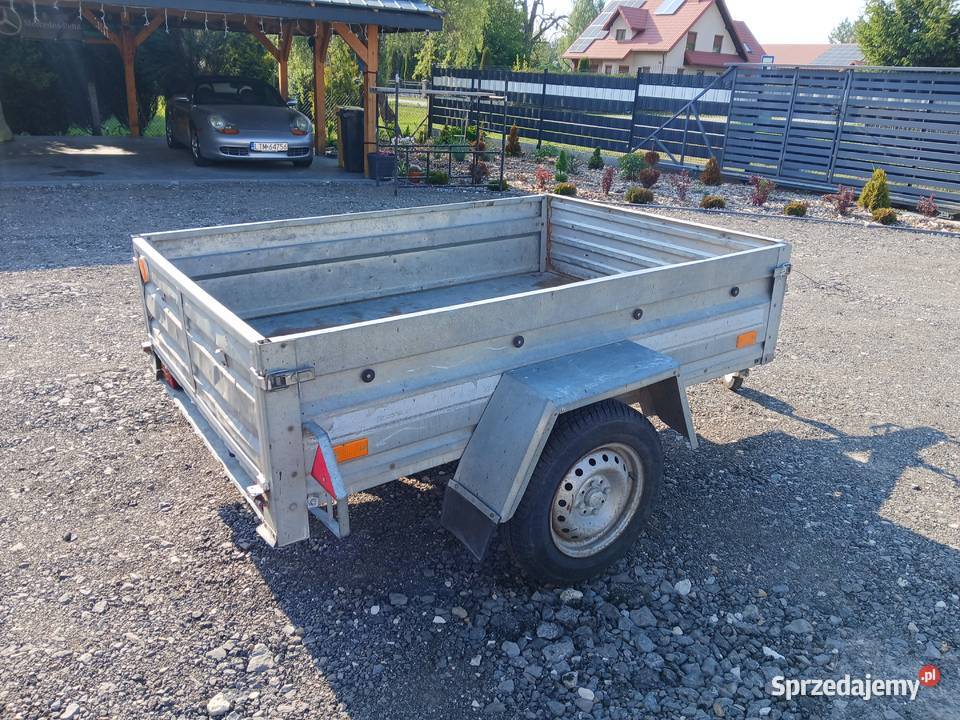 Przyczepka samochodowa 750 towarowe