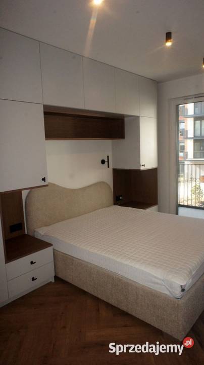 2 pokoje z halą garażową i Internetem w Gdańsk sprzedam