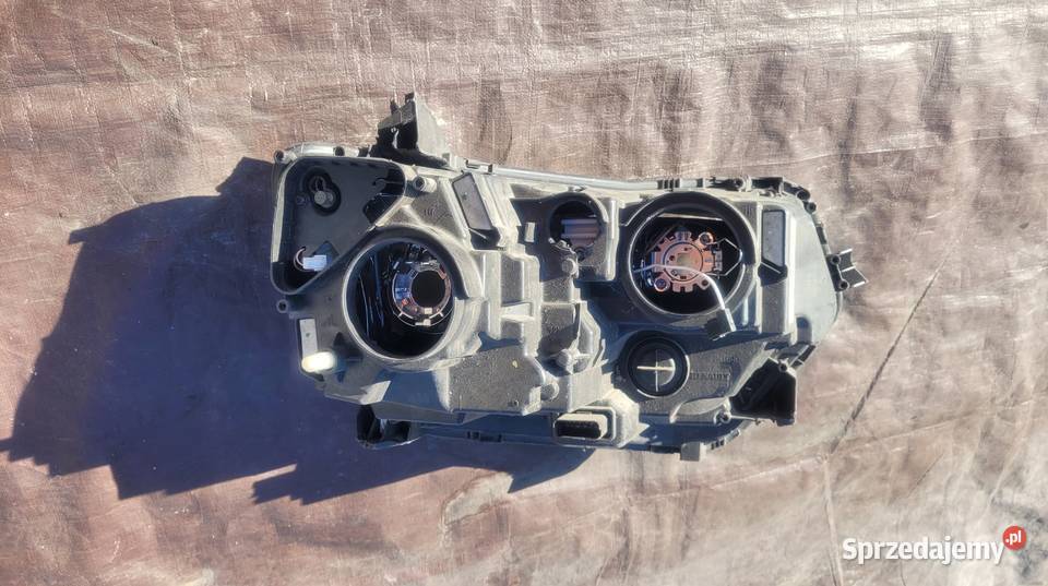DACIA DUSTER 2 II REFLEKTOR LAMPA LEWA LEWY Ruda Śląska sprzedam