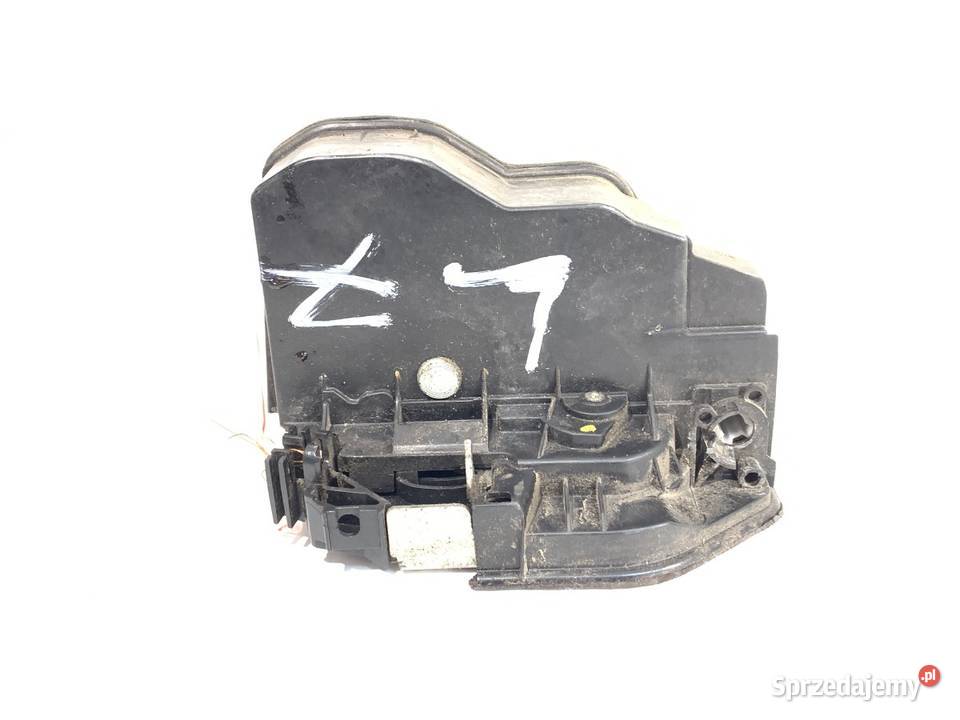 ZAMEK DRZWI LEWY PRZÓD BMW E61 Kombi 7202143 podkarpackie