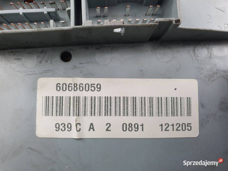 SKRZYNKA BEZPIECZNIKÓW ALFA ROMEO BRERA 60694593 Lipno