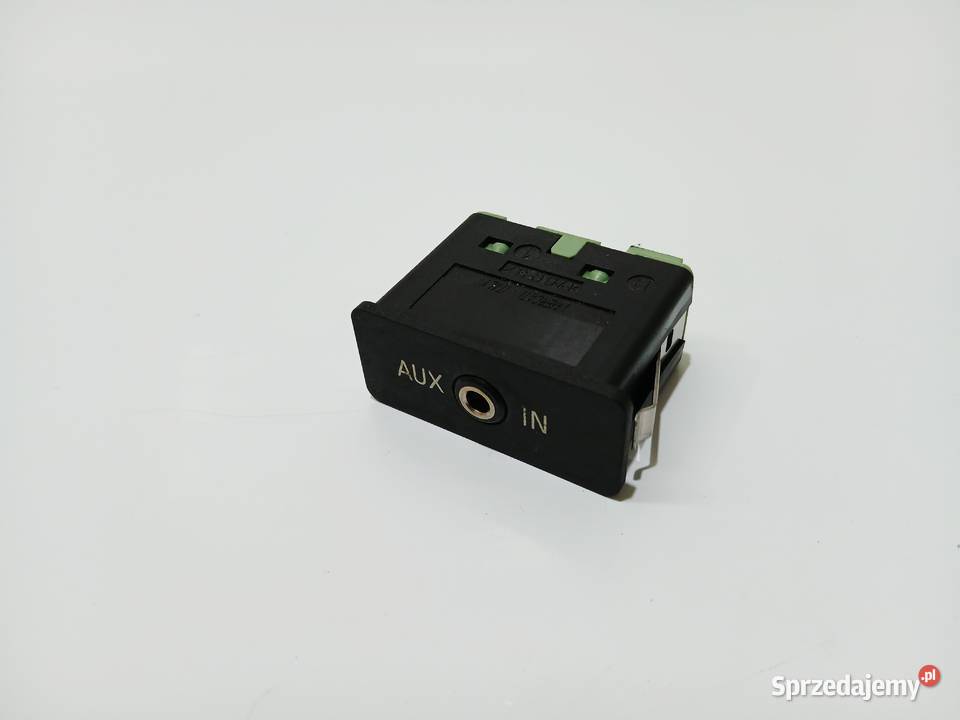 GNIAZDO AUX BMW E60 E61 LCI 6986791 Strzyżewice