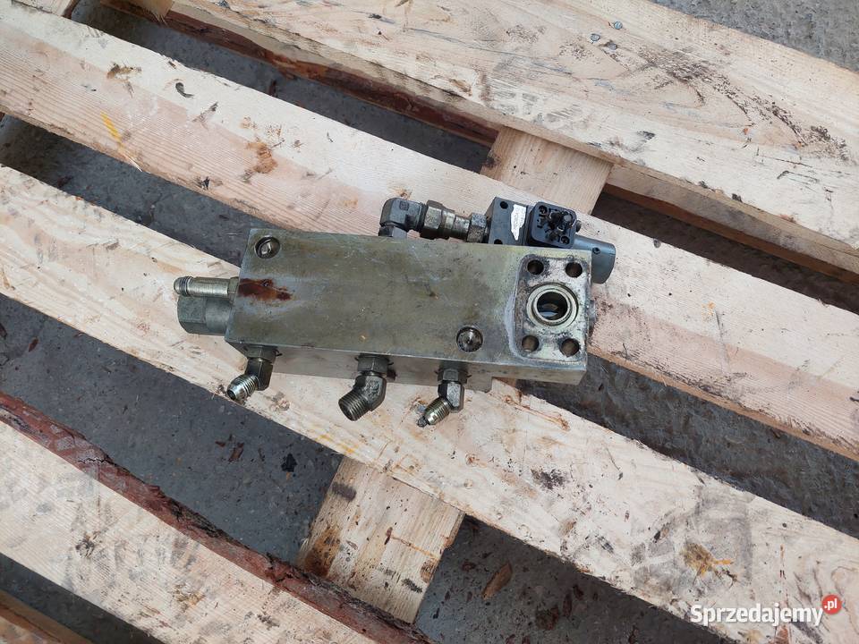 5 WYJŚĆIA KOSTKA ZAWÓR ZAMEK HYDRAULICZNY HYD Kielce sprzedam
