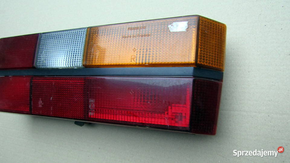 LAMPA TYLNA PRAWA VOLKSWAGEN GOLF MK1 1974 83r Mysłaków