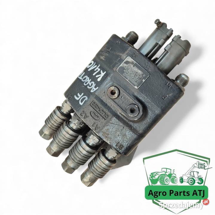 Rozdzielacz do ładowaczy czołowych DLM1422