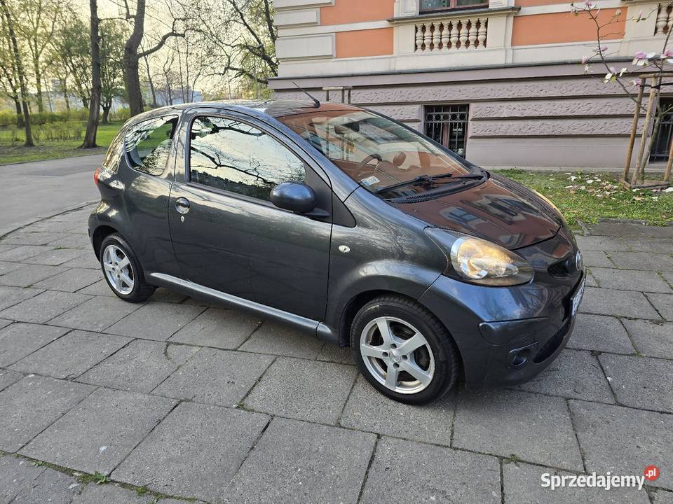 Toyota aygo 10 benzyna Łódź