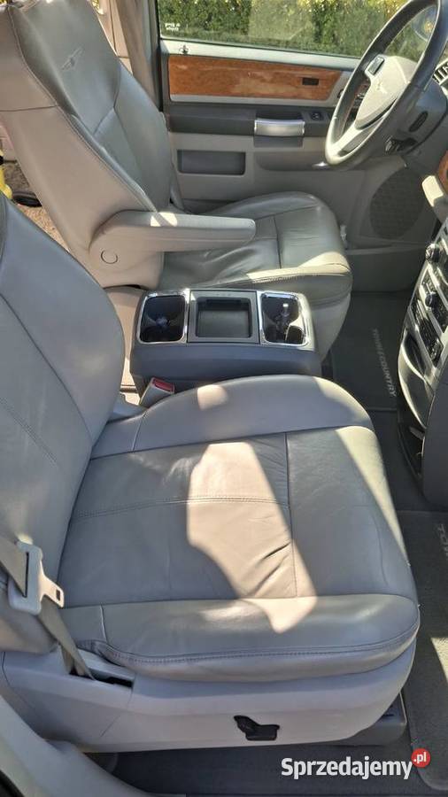 Chrysler Town Country 40 uszkodozny benzyna+LPG Samochody osobowe sprzedam