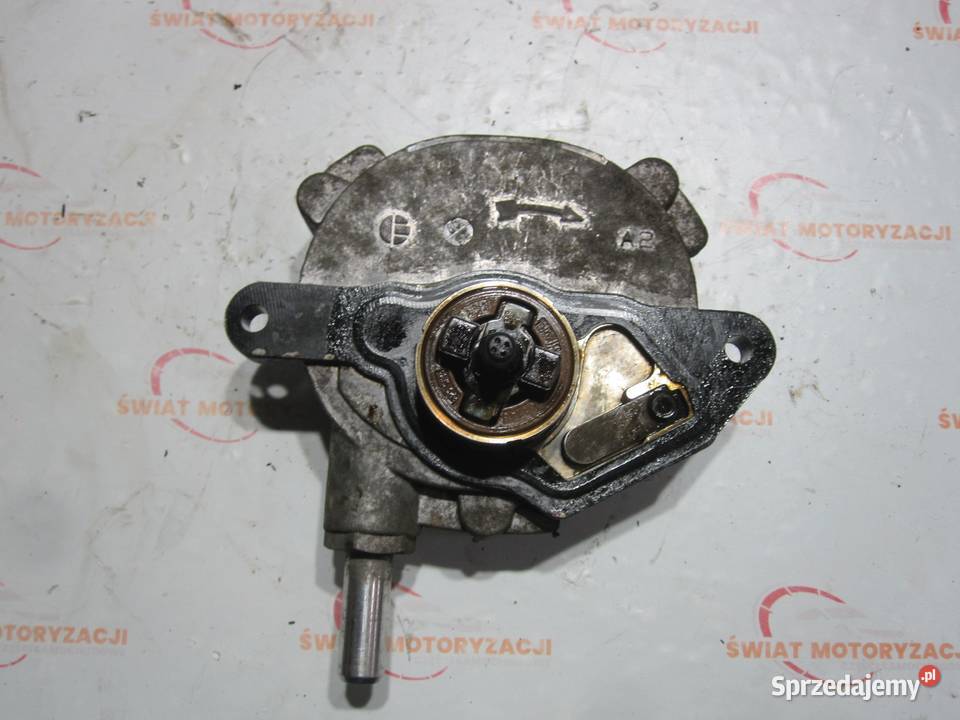 MERCEDES KLASA C W204 271950 184 18B vacum pompa Kielce