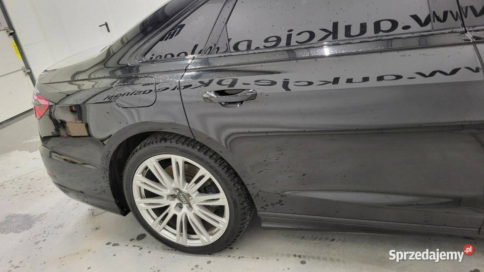 Audi A8 55 TFSI mHEV Quattro Tiptr D5 2017 bluetooth Grójec